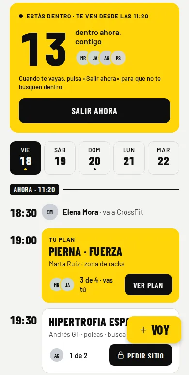 Pantalla Hoy de RackMates: bloque negro con el número 13 en amarillo, «dentro ahora, contigo», y la línea de tiempo con los planes de la tarde.
